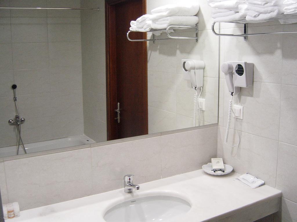 Achillio Hotel Komotiní Chambre photo
