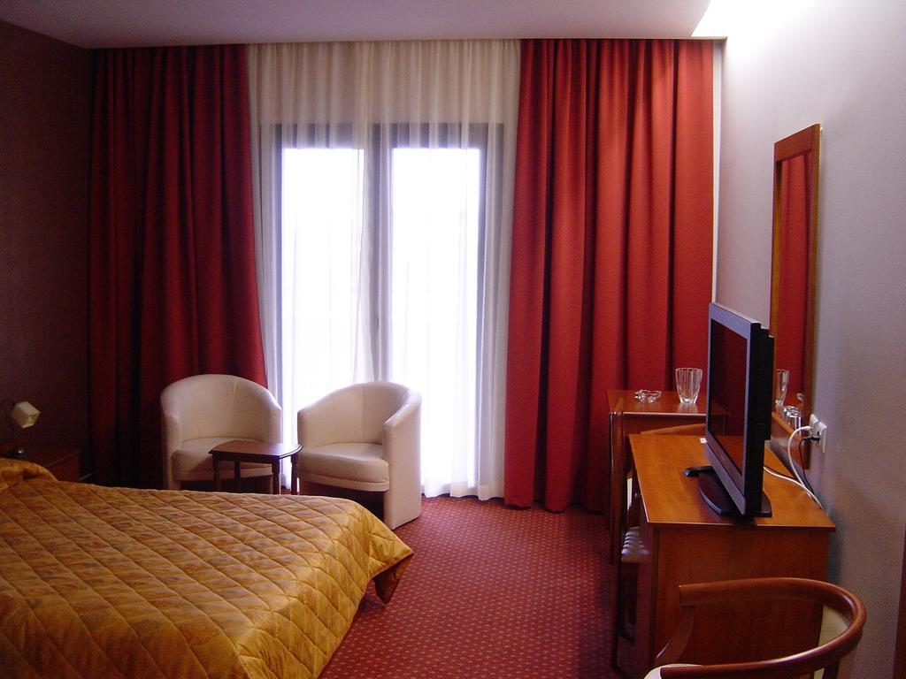 Achillio Hotel Komotiní Chambre photo