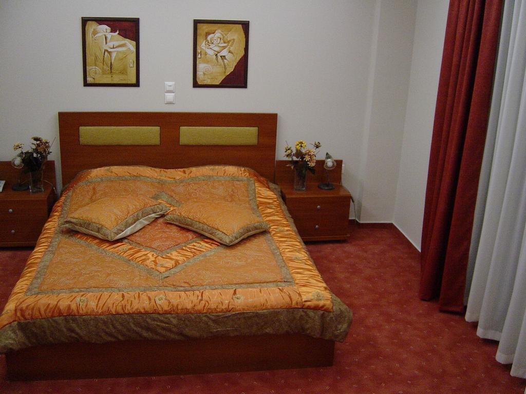 Achillio Hotel Komotiní Chambre photo