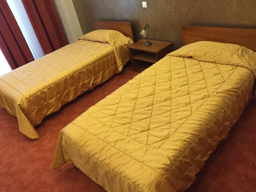 Achillio Hotel Komotiní Extérieur photo